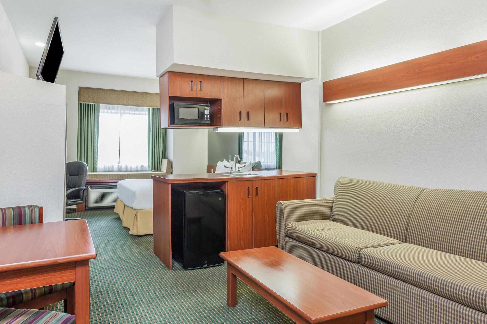 Days Inn By Wyndham Near Kansas Speedway Κάνσας Σίτι Εξωτερικό φωτογραφία