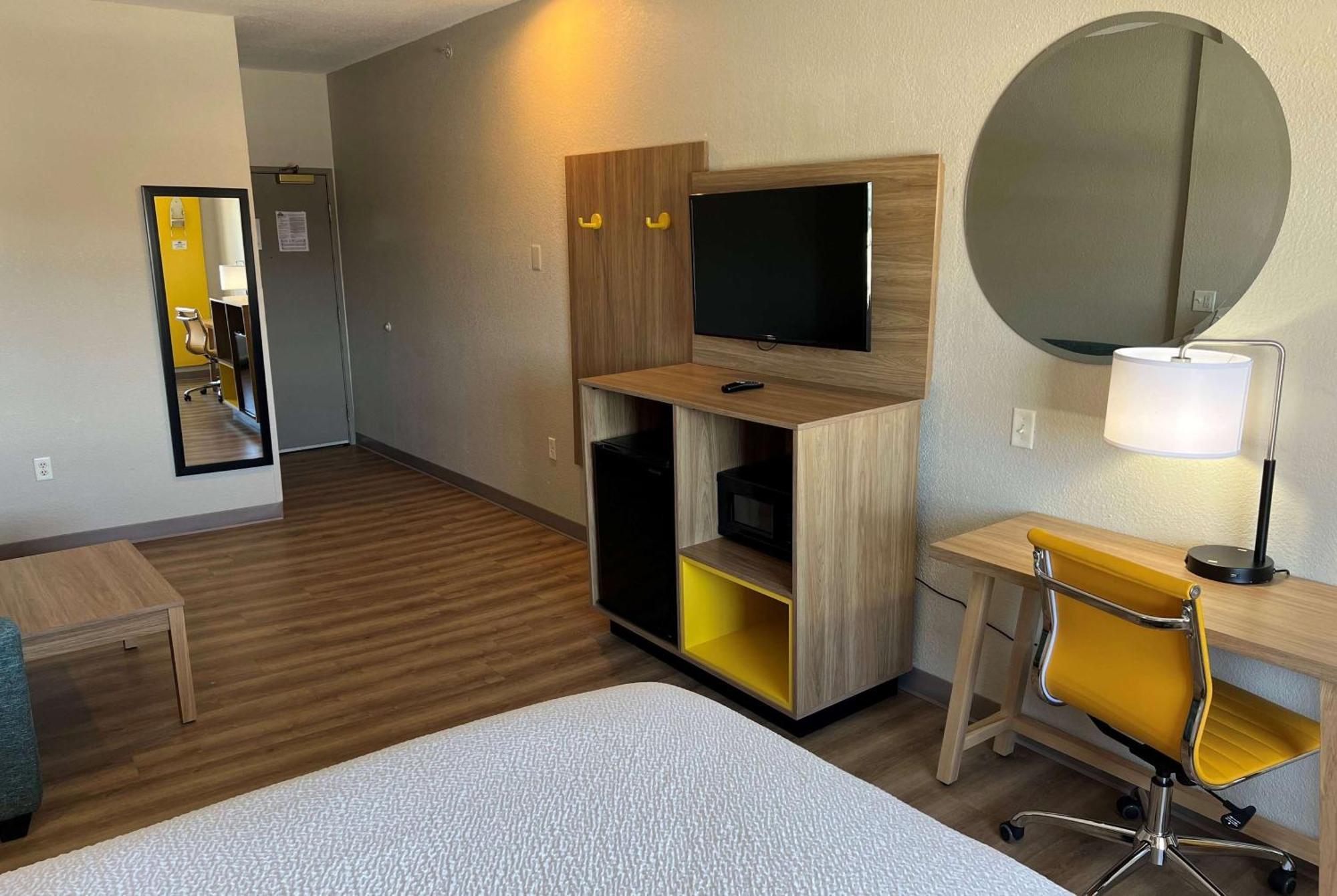 Days Inn By Wyndham Near Kansas Speedway Κάνσας Σίτι Εξωτερικό φωτογραφία