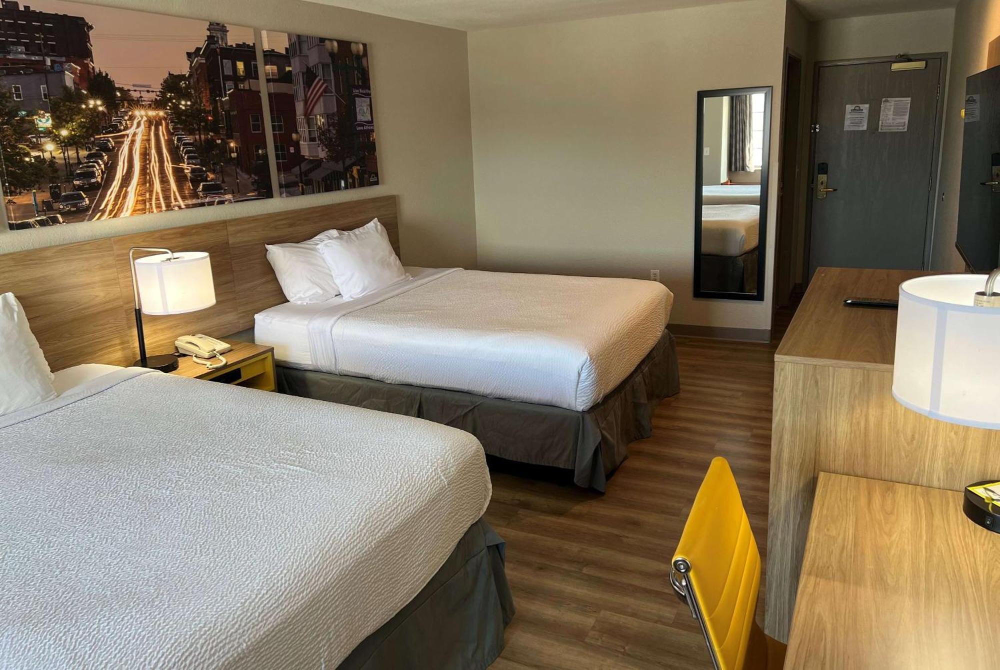 Days Inn By Wyndham Near Kansas Speedway Κάνσας Σίτι Εξωτερικό φωτογραφία