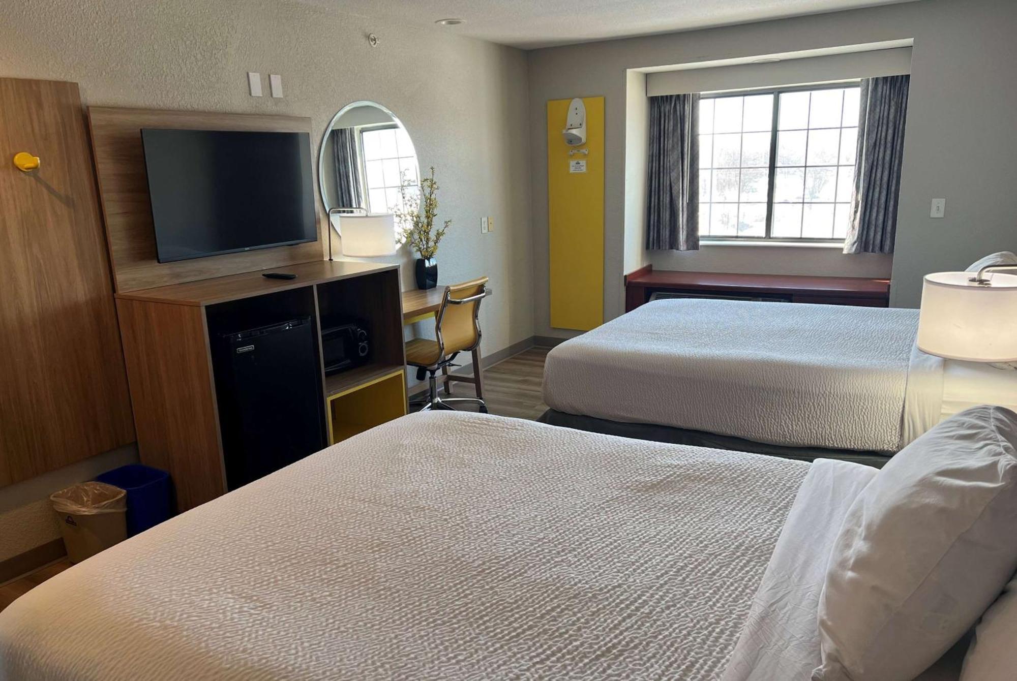 Days Inn By Wyndham Near Kansas Speedway Κάνσας Σίτι Εξωτερικό φωτογραφία