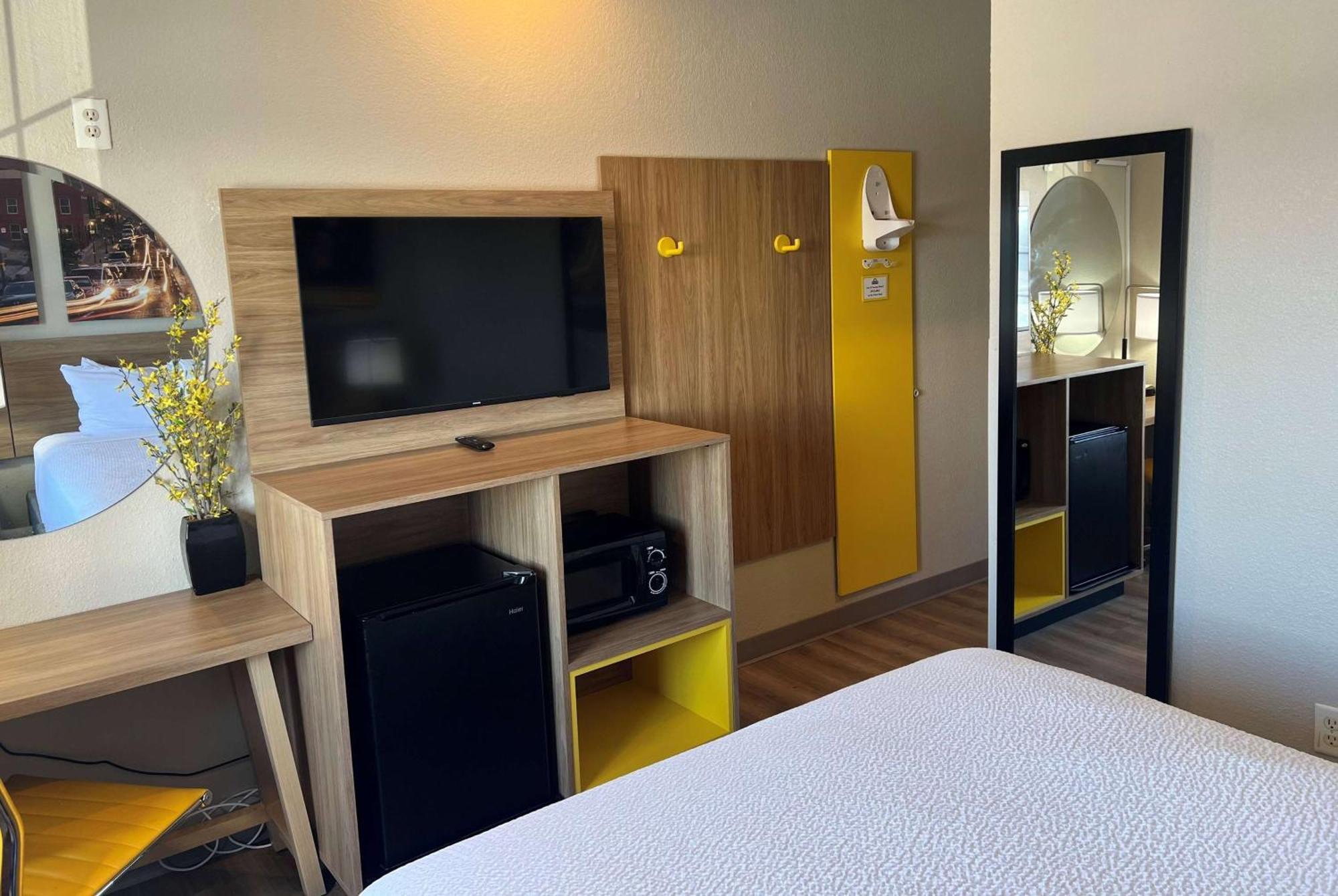 Days Inn By Wyndham Near Kansas Speedway Κάνσας Σίτι Εξωτερικό φωτογραφία
