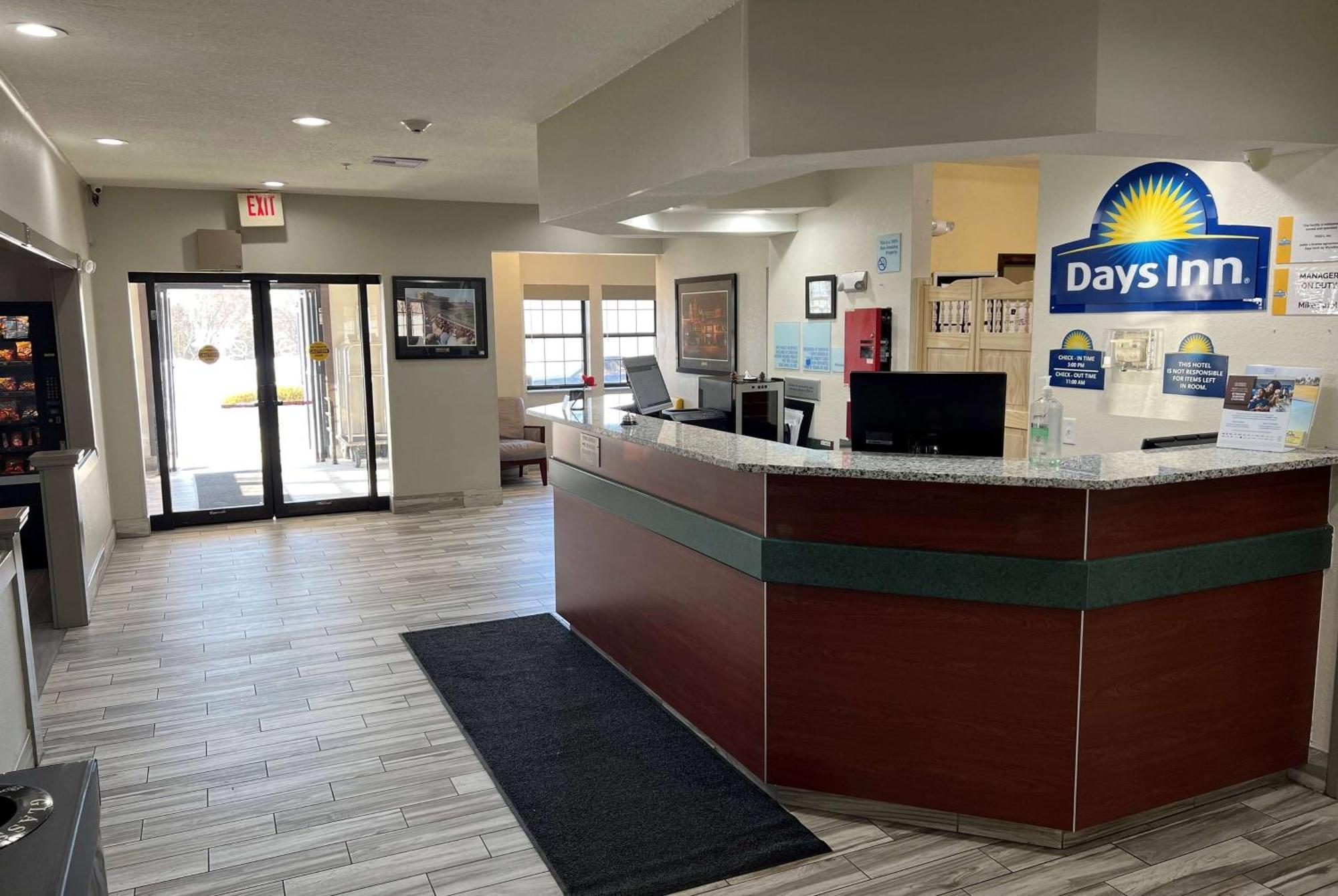 Days Inn By Wyndham Near Kansas Speedway Κάνσας Σίτι Εξωτερικό φωτογραφία